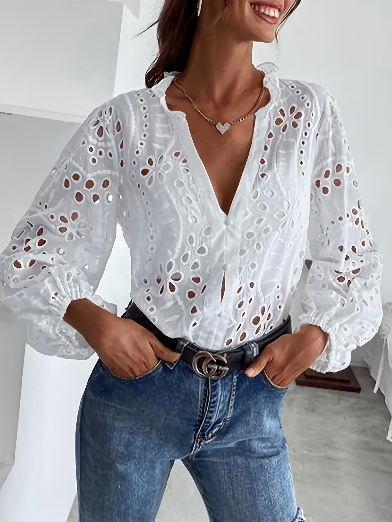 Roselina – Blouse brodée