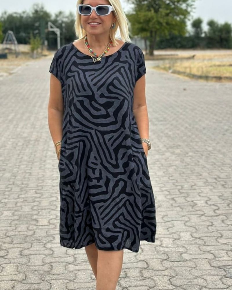 Nelia – Robe à col rond et motif