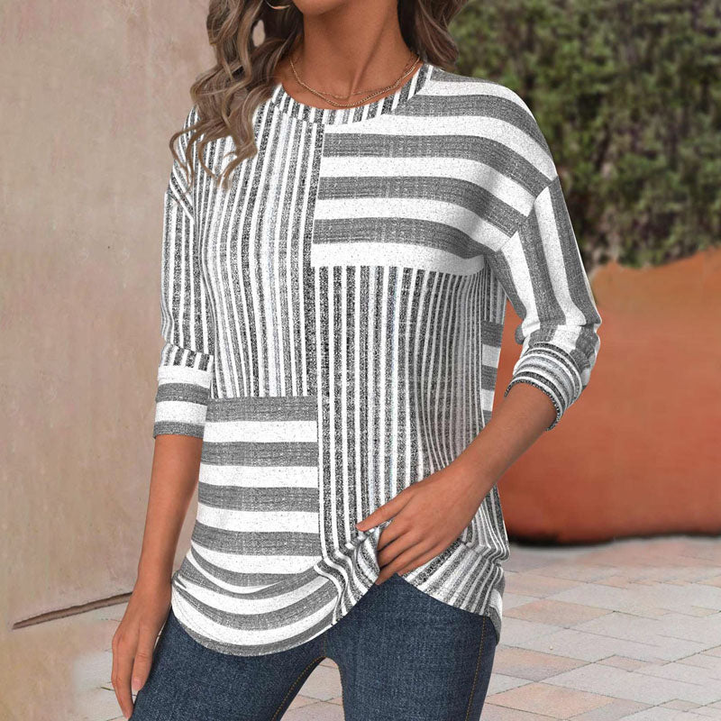 Sophie – Blouse Rayée avec Touche Moderne