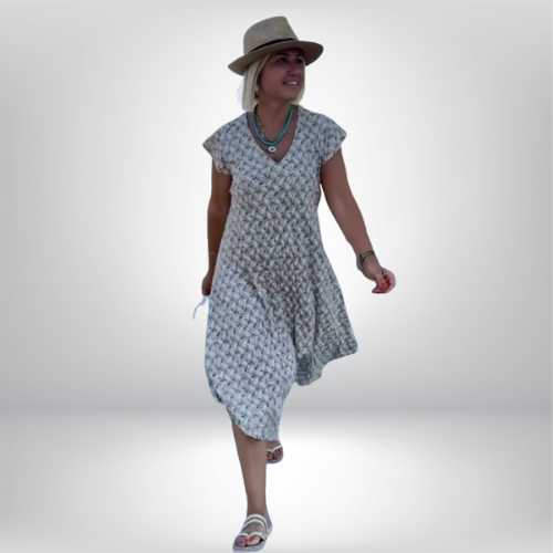 Leonie – Robe à décolleté en V et silhouette fluide
