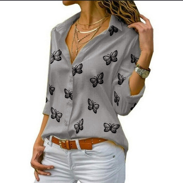 Neleia – Blouse fluide avec imprimé papillon