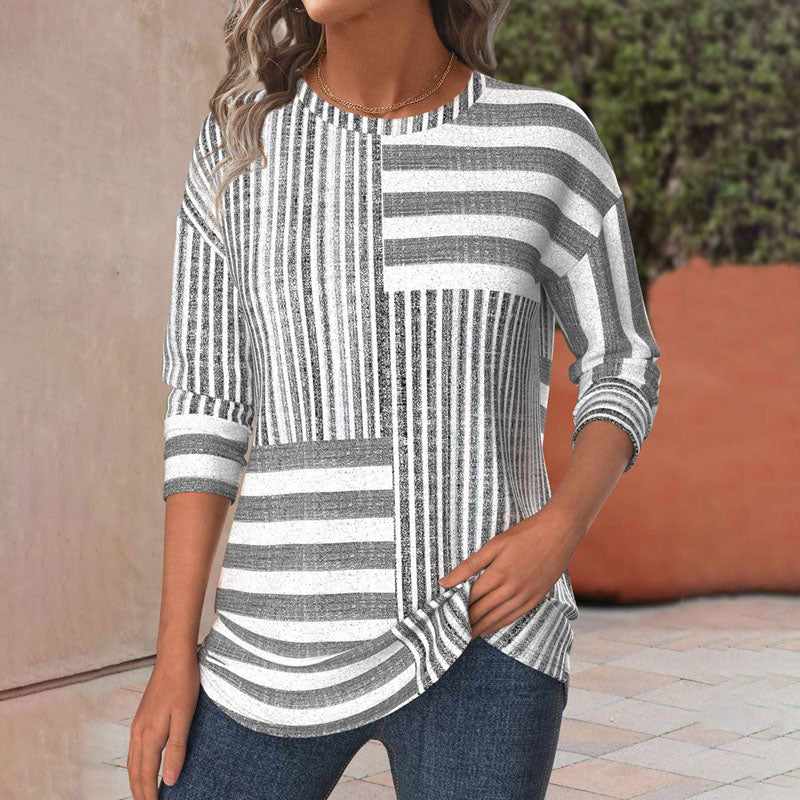 Sophie – Blouse Rayée avec Touche Moderne