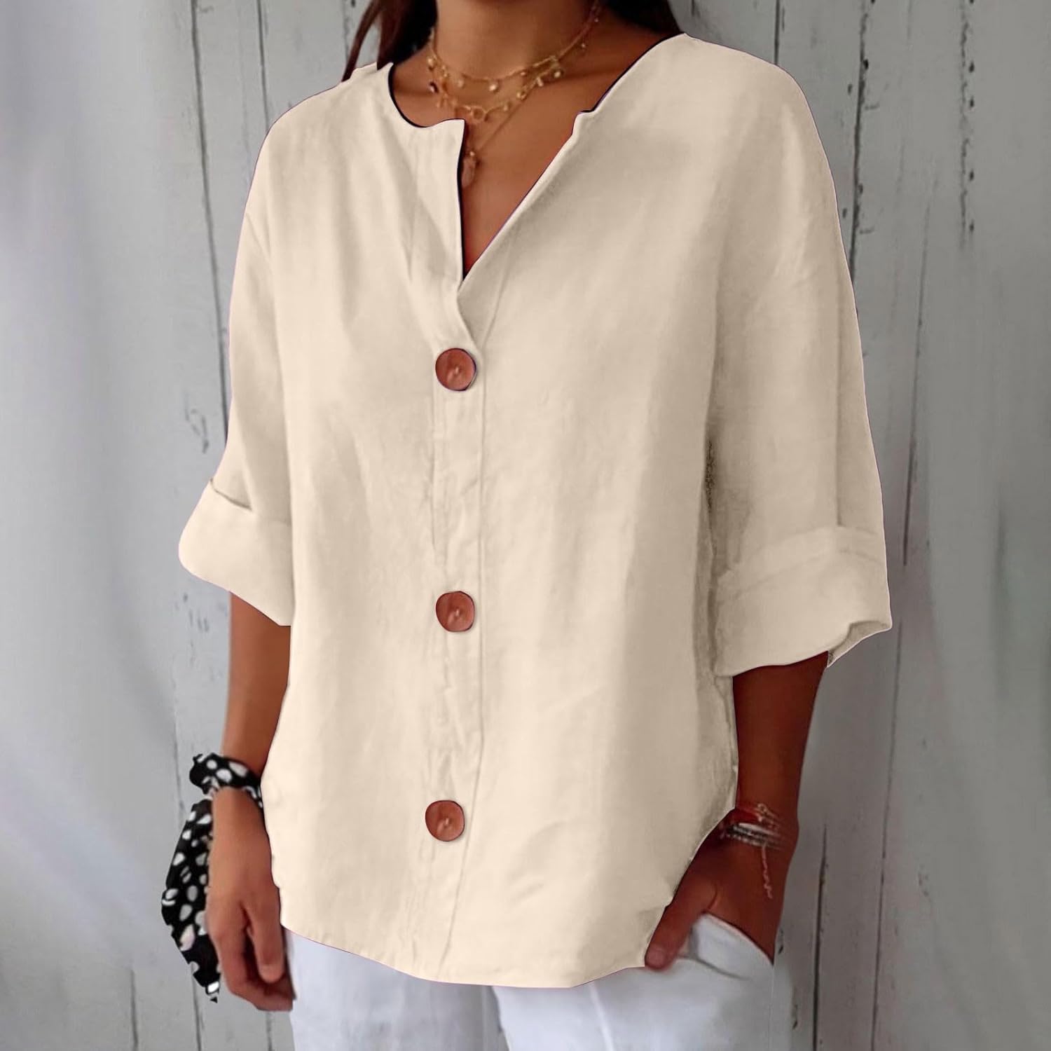 Liore™ – Blouse Minimaliste avec Structure Verticale